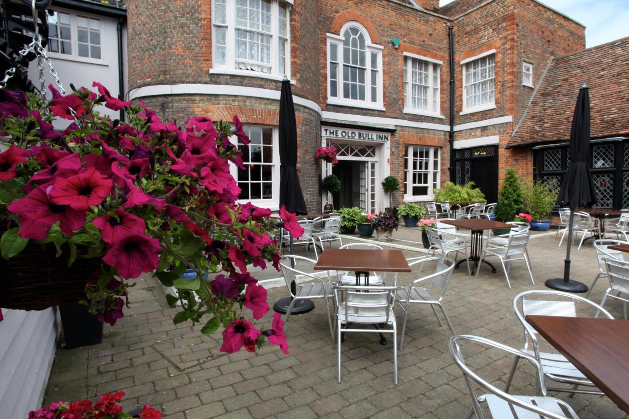 Old Bull Inn Royston  Ngoại thất bức ảnh